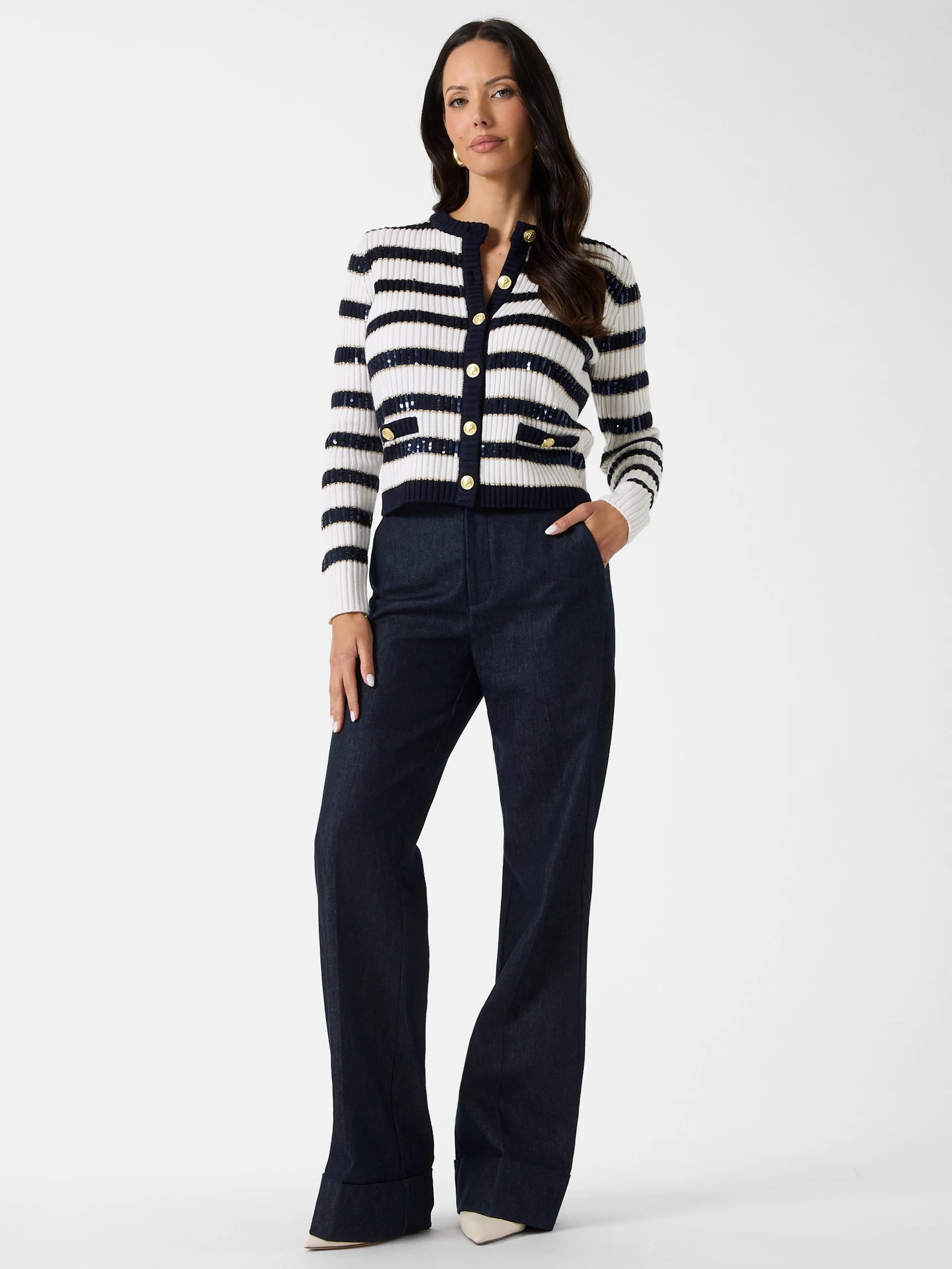 Suiting Blue / Macadamia