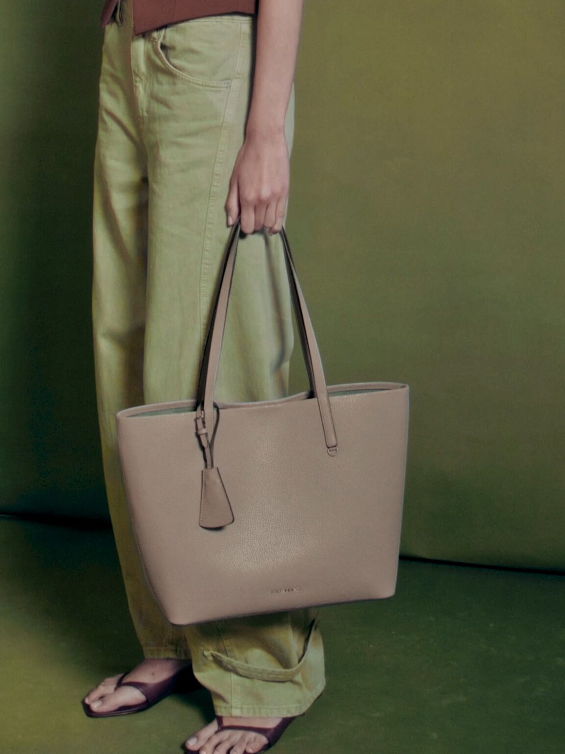 Taupe