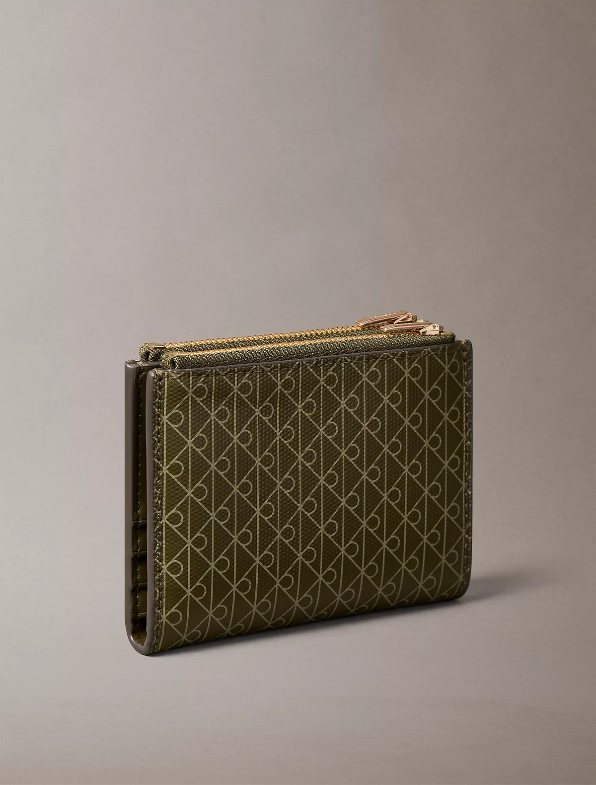 Olive Night Seagrass Aop