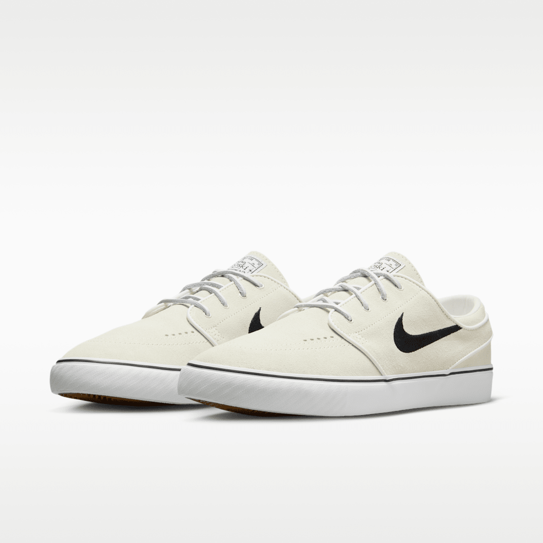 Summit White/Summit White/White/Black
