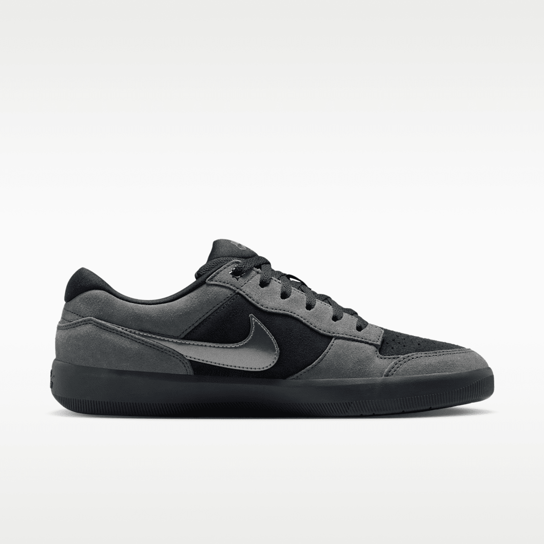 Black/Anthracite/Gym Red/Metallic Dark Grey