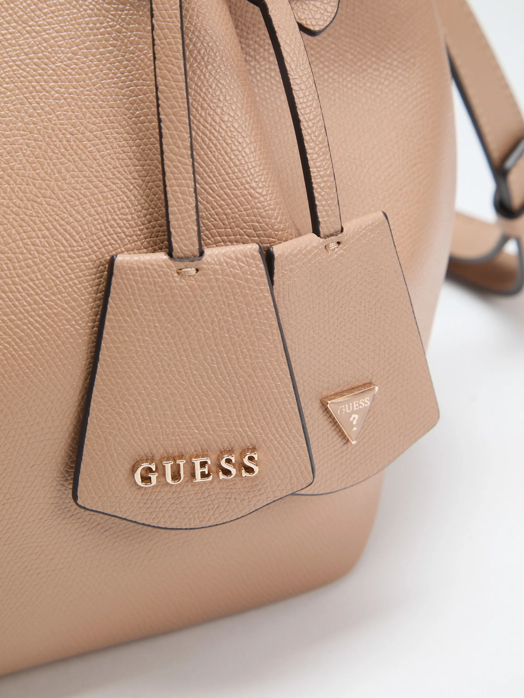 Beige Overflow