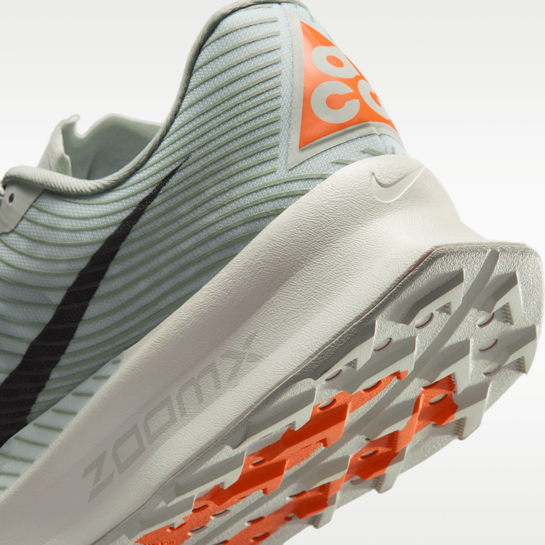 Light Silver/Jade Horizon/Safety Orange/Anthracite