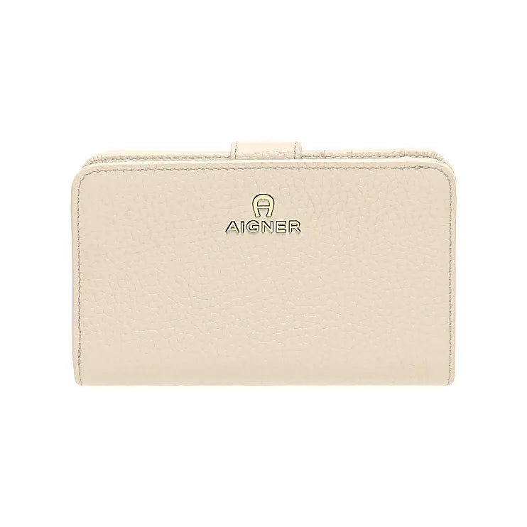 Macadamia White