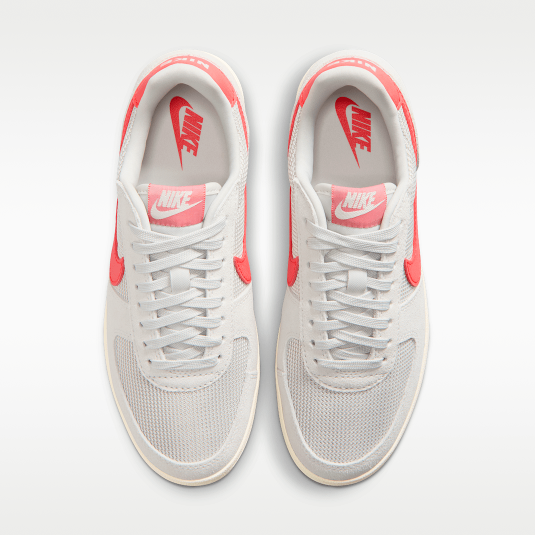 Light Bone/Sail/Light Crimson