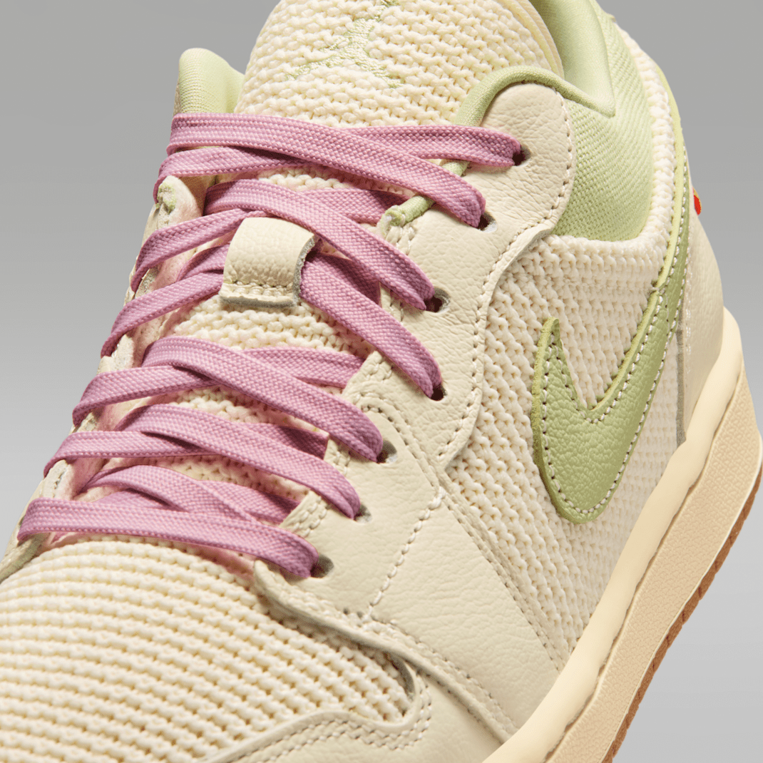 Sail/Olive Aura/Pearl White/Iced Carmine