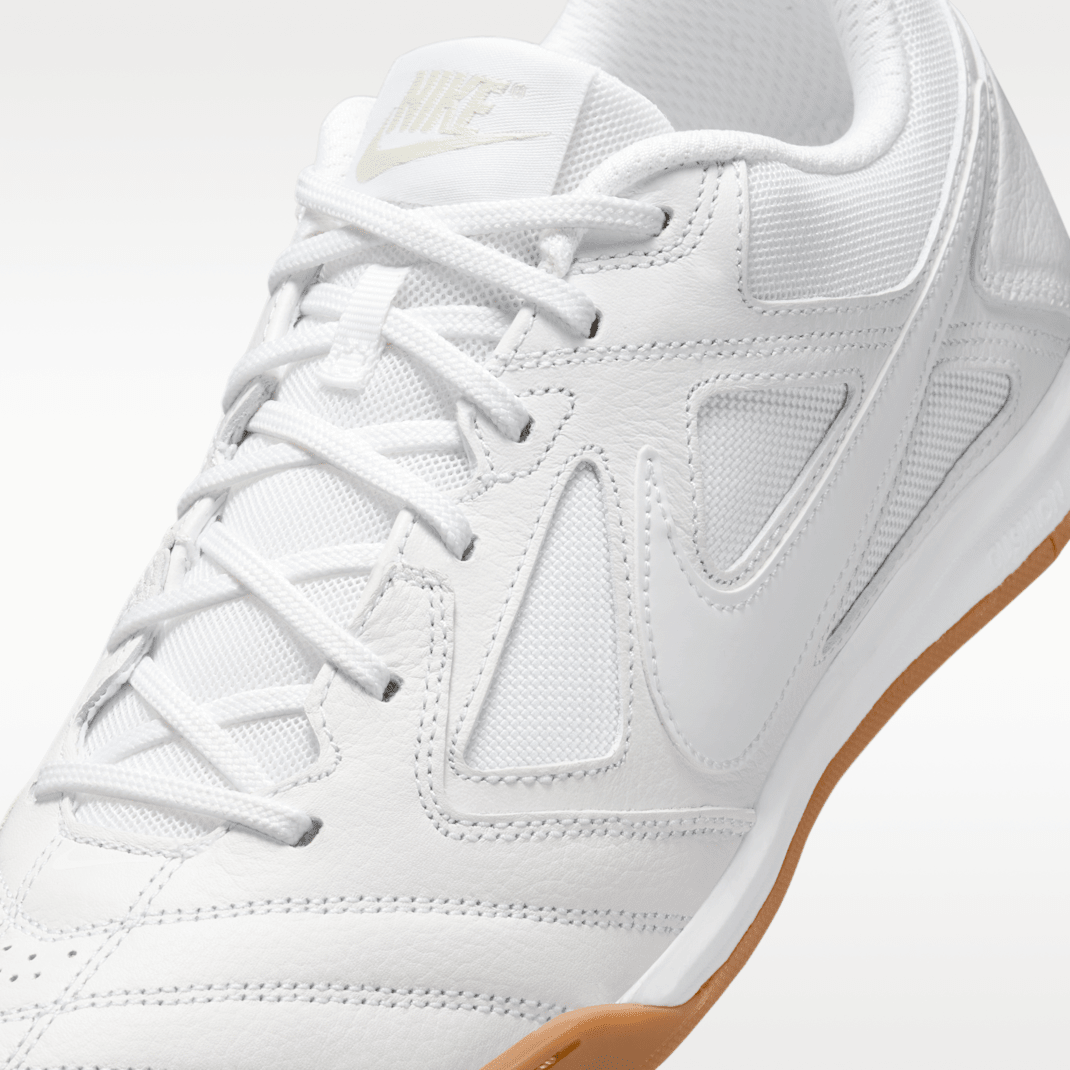 White/Gum Light Brown/White