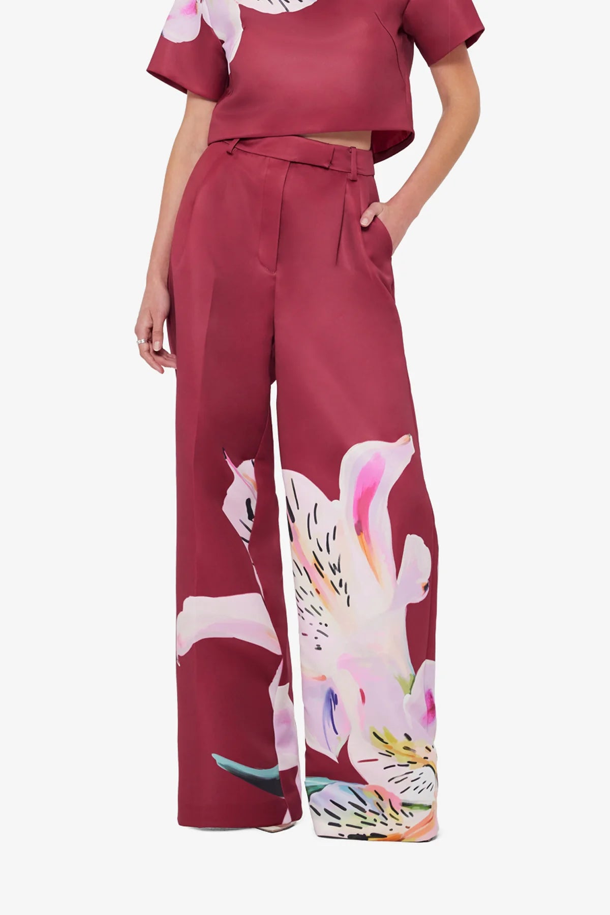Lily Print in Burgundy