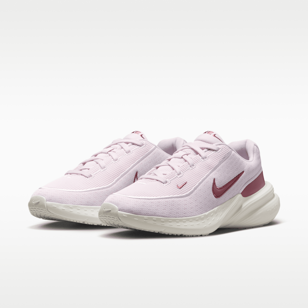 Bleached Lilac/Summit White/Pink Smoke