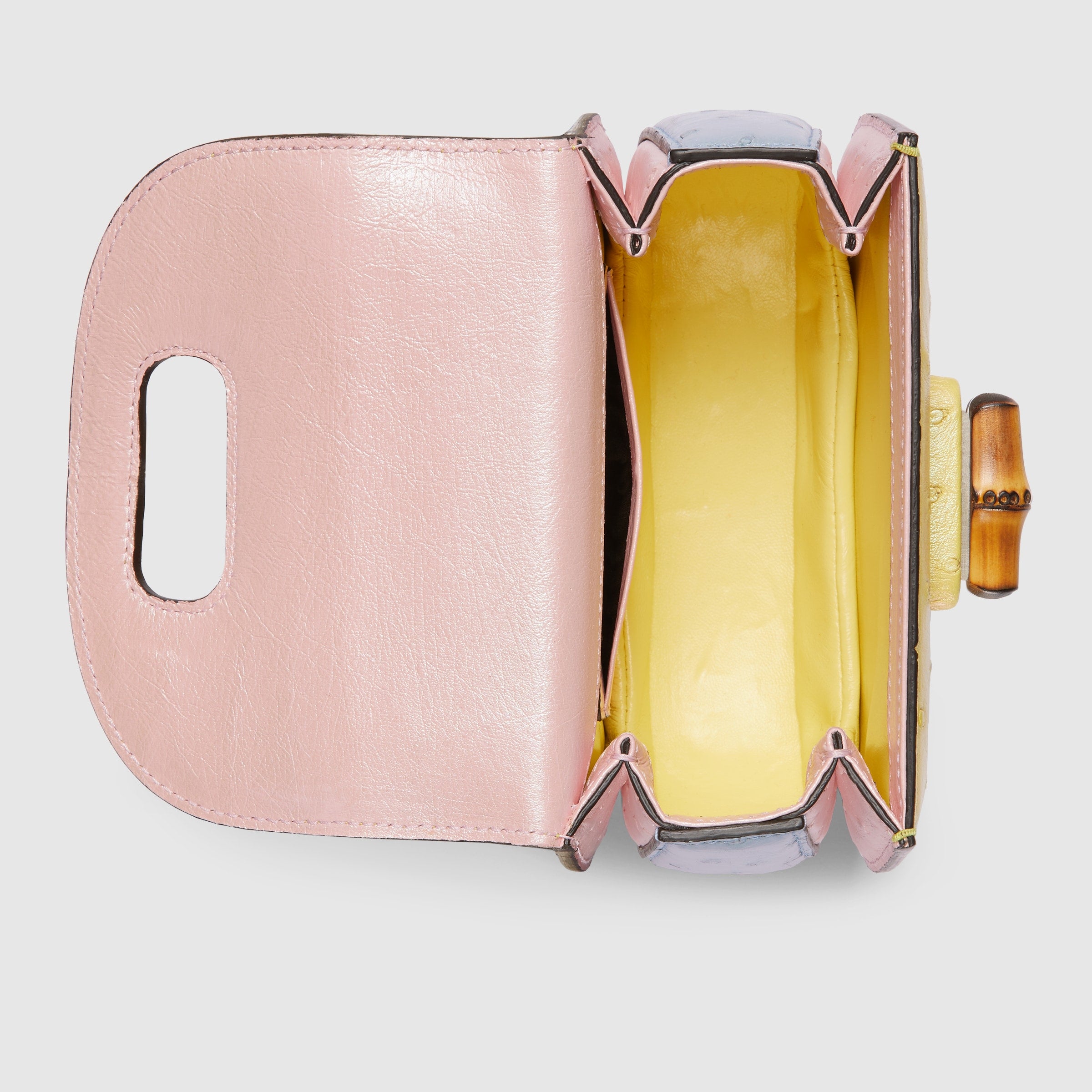amarillo pastel