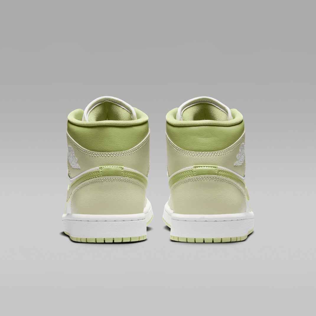 Olive Aura/Lawn/Coconut Milk/Sail