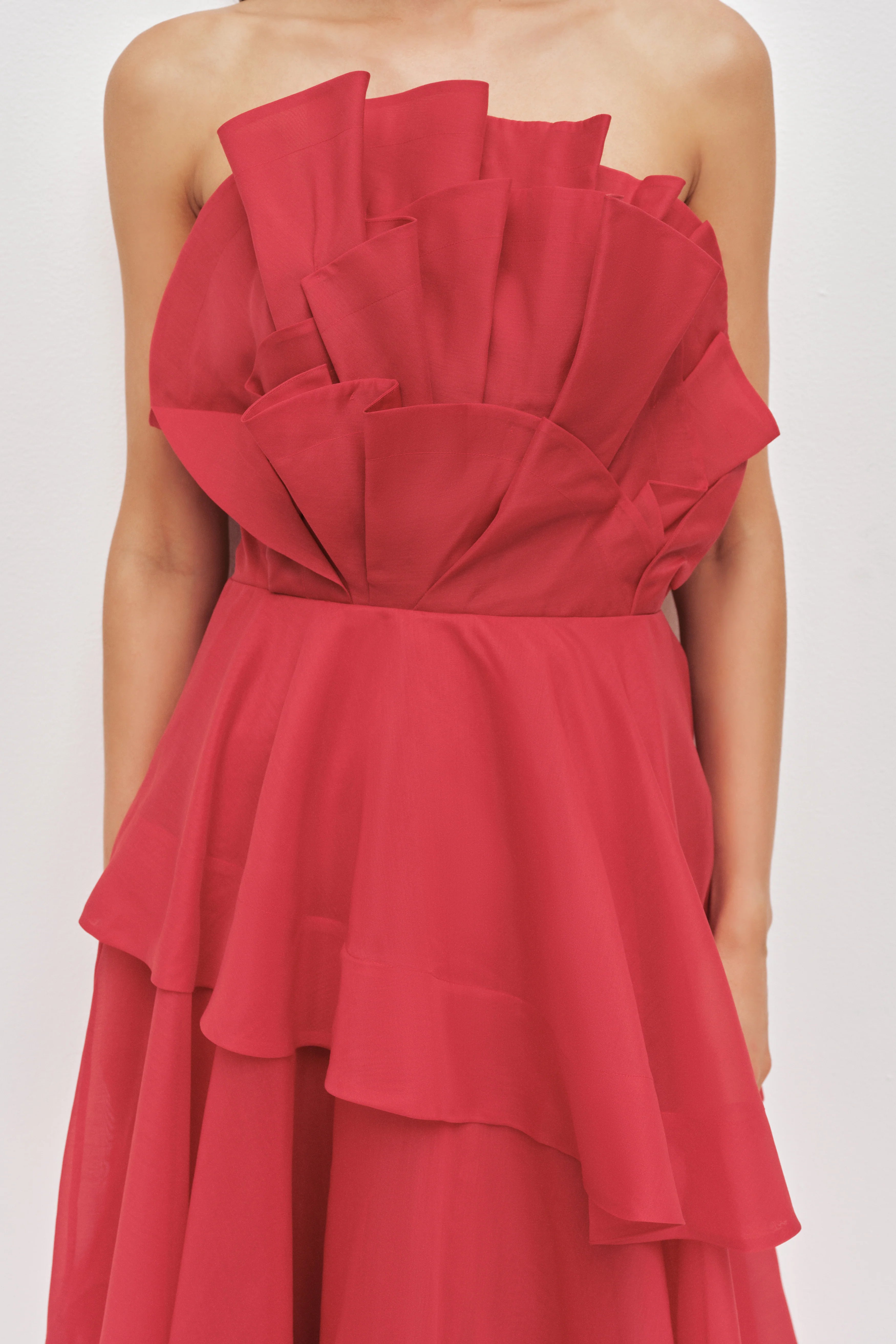 SCARLET RED