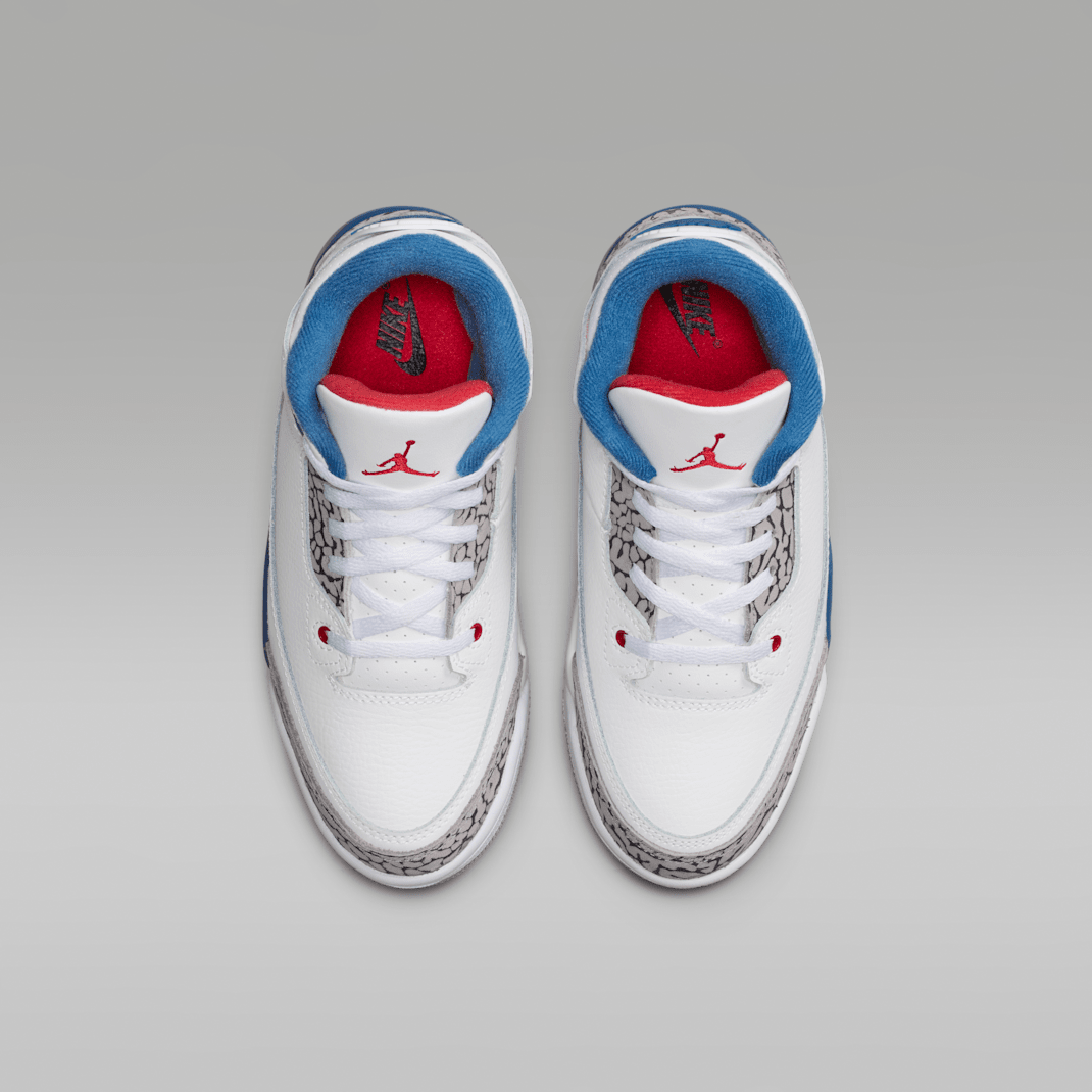 White/True Blue/Cement Grey/Fire Red 2