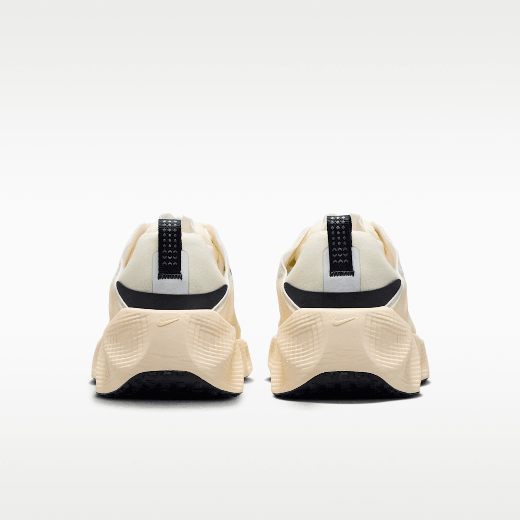 Summit White/Coconut Milk/Safety Orange/Dark Obsidian