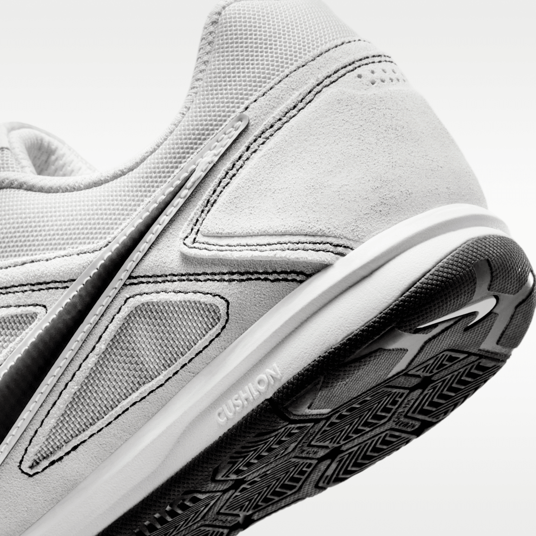 Grey Fog/White/Off White/Black