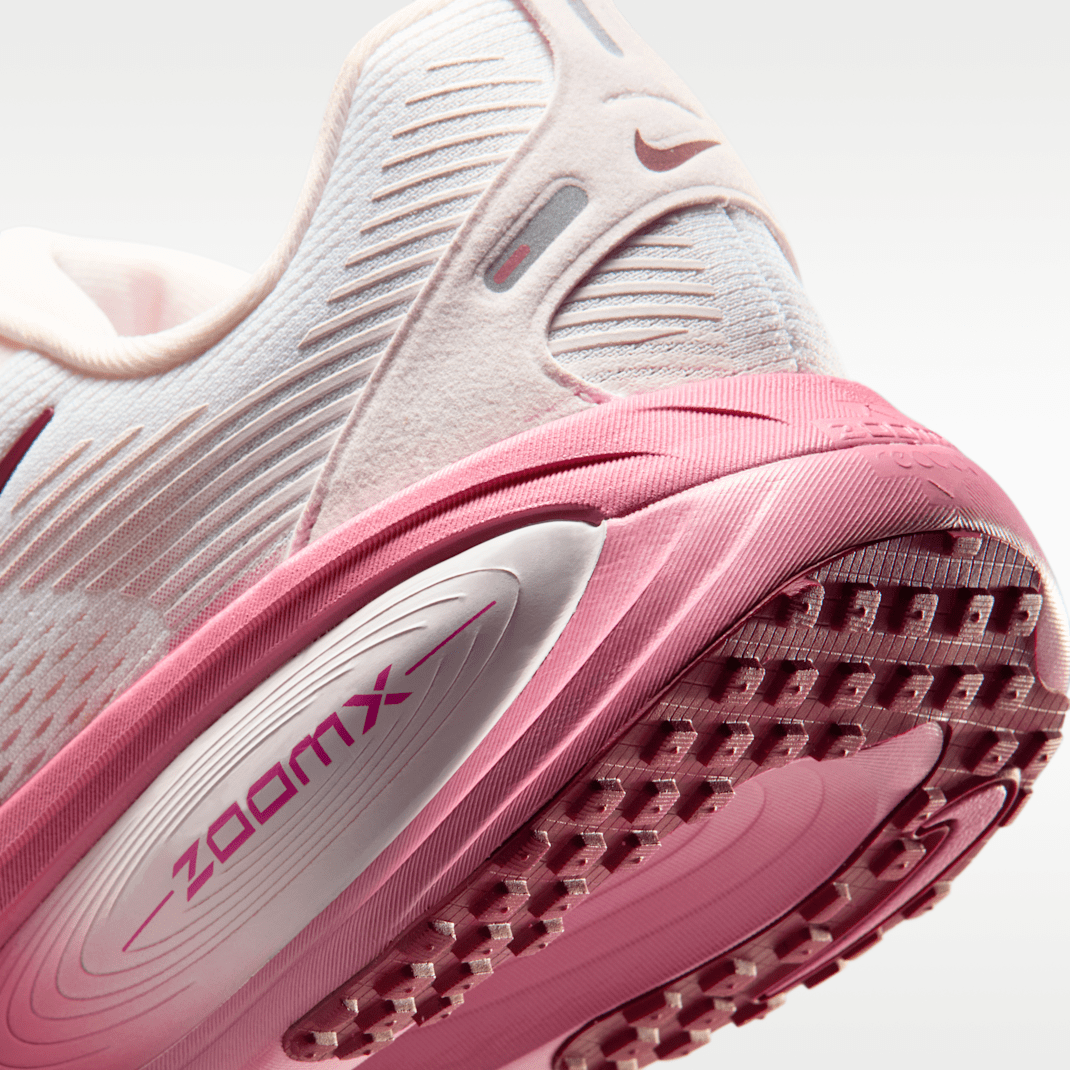 White/Pearl Pink/Team Red/Peony