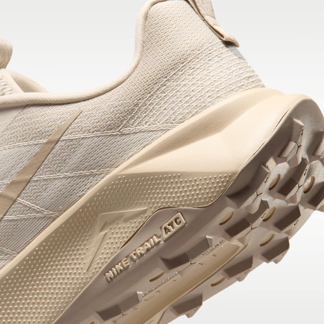 Light Orewood Brown/Safety Orange/Cream II