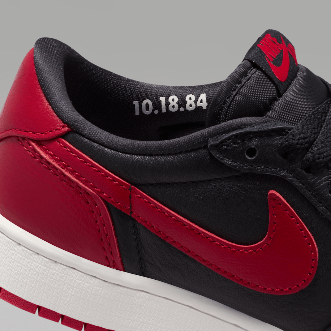 Black/Varsity Red/Summit White/Black 3