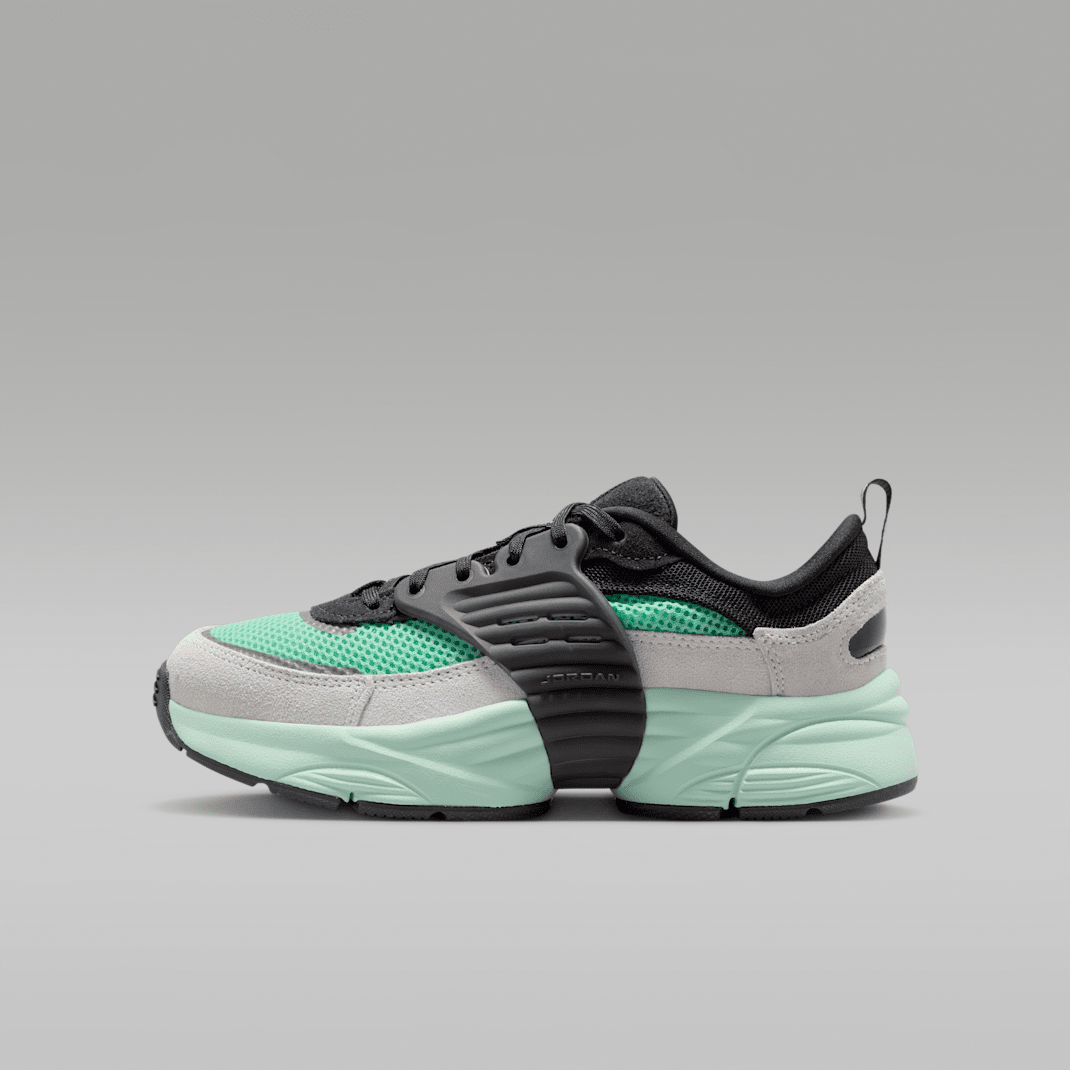 Black/Neutral Grey/Mint Foam/Green Glow