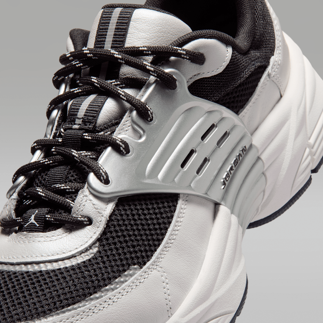 Photon Dust/Black/Sail/White