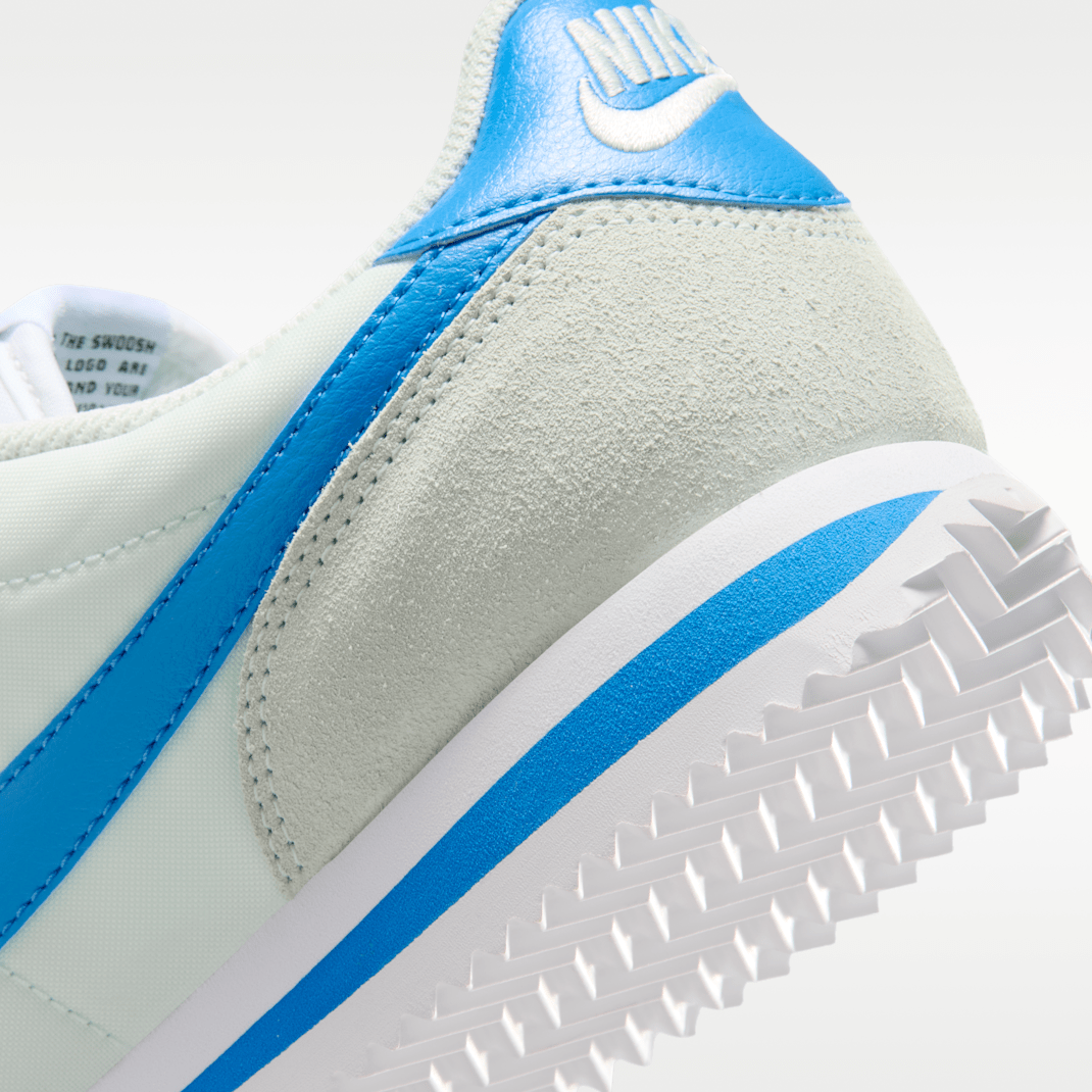 Barely Green/White/Safety Orange/Light Photo Blue