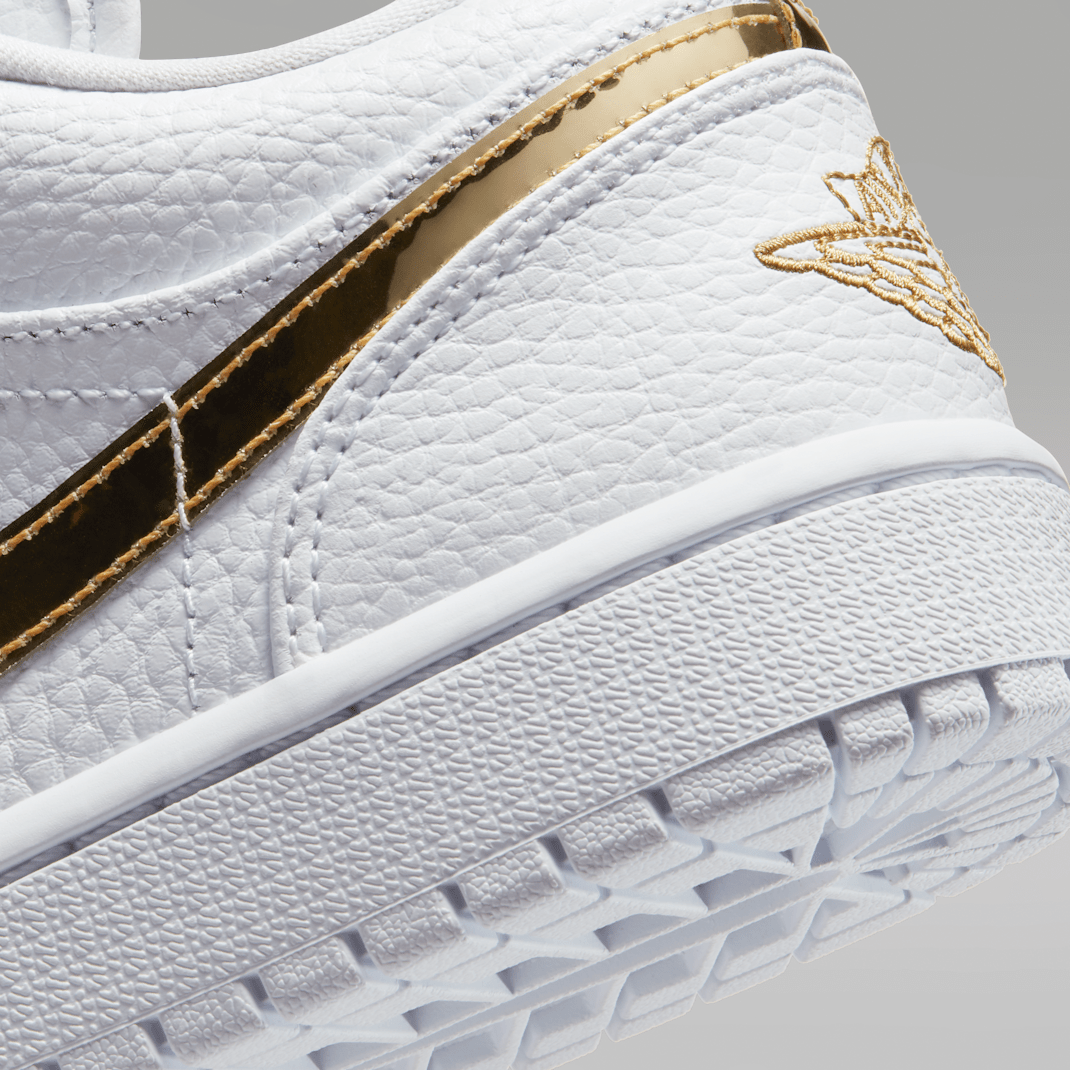 White/White/Metallic Gold