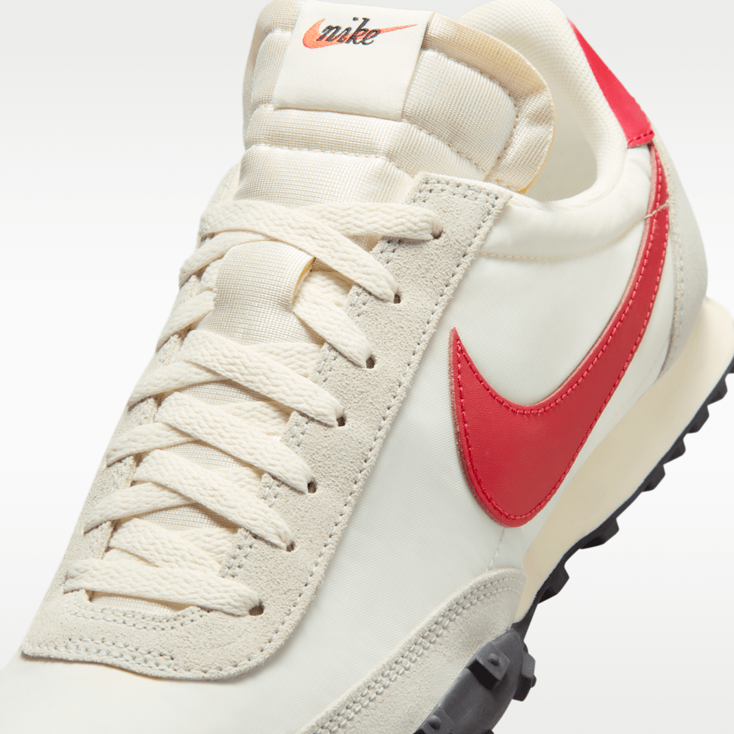 Summit White/Photon Dust/Sail/University Red