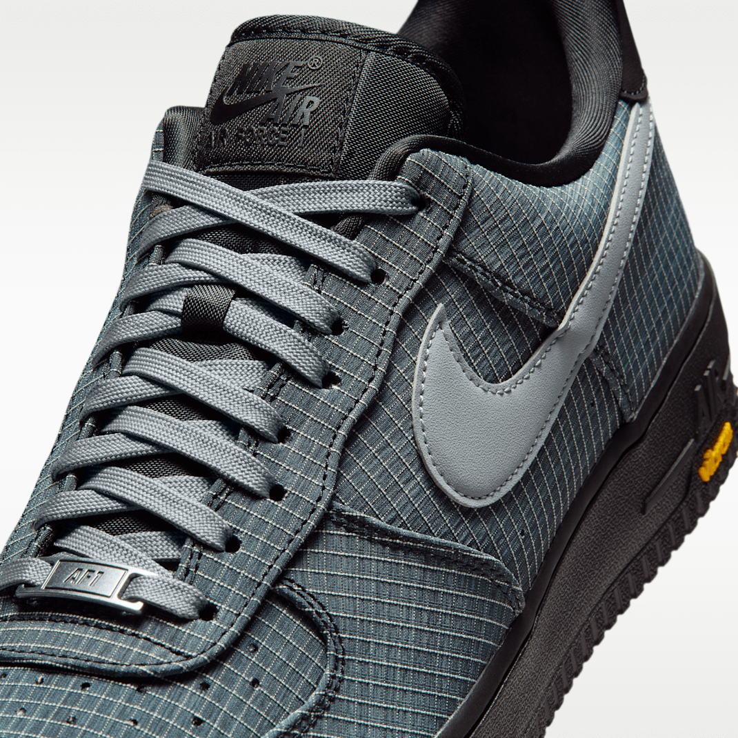 Black/Light Lemon Twist/Speed Yellow/Smoke Grey