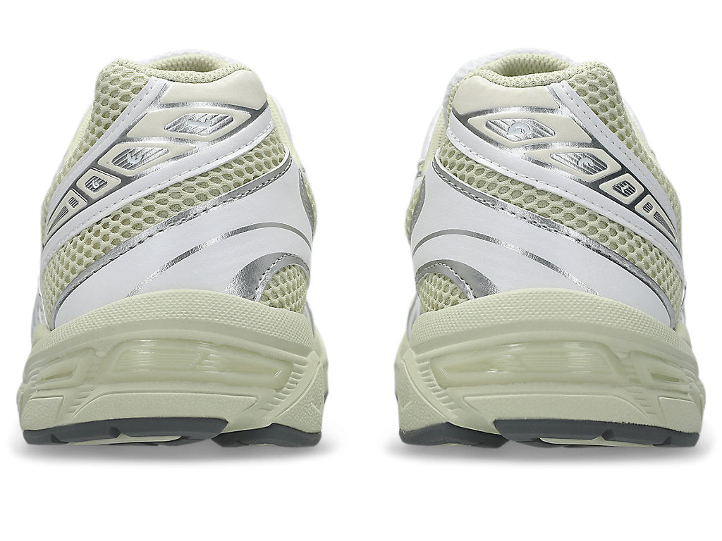 Oyster White/White