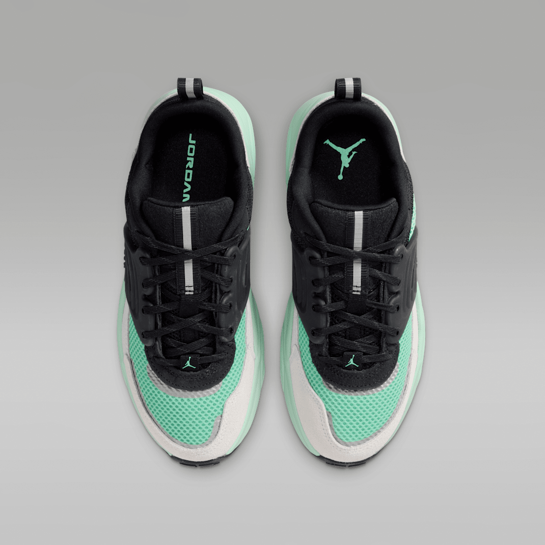 Black/Neutral Grey/Mint Foam/Green Glow