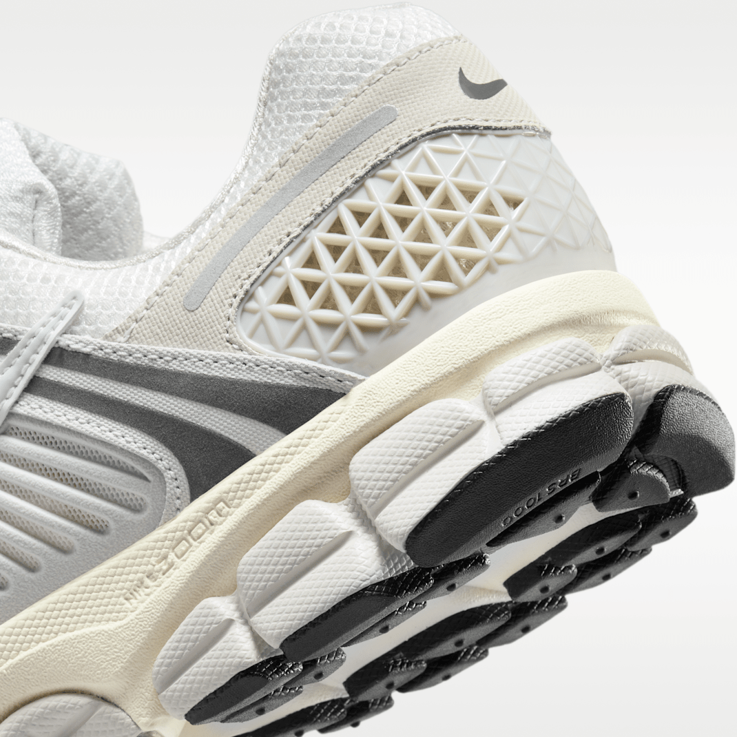 Platinum Tint/Cashmere/Iron Grey/Photon Dust