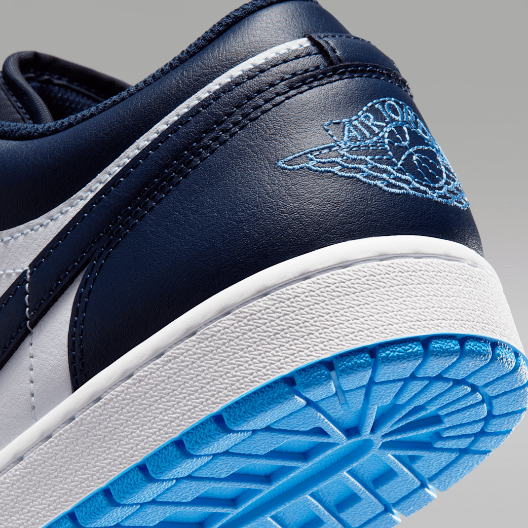 Midnight Navy/White/University Blue 4
