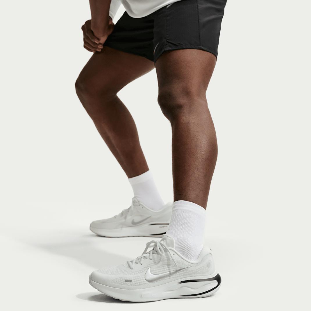Summit White/Black/White/Metallic Silver