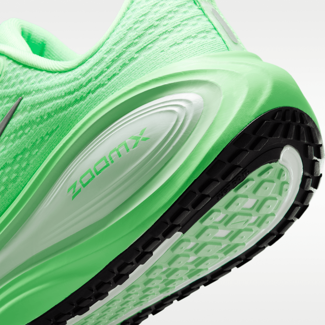 White/Illusion Green/Cucumber Calm/Metallic Silver