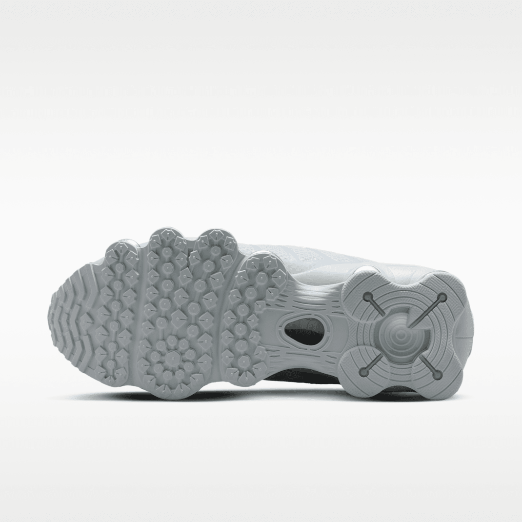 Pure Platinum/Metallic Silver