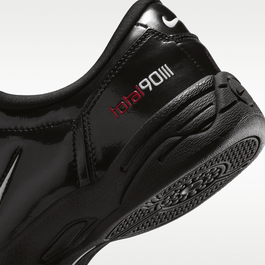 Black/University Red/White