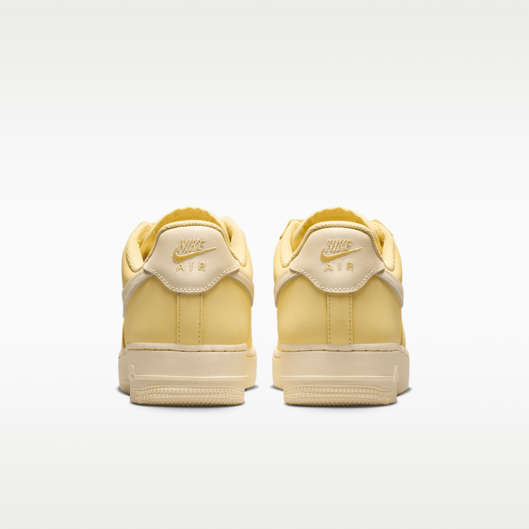 Soft Yellow/Soft Yellow/Sunbleach