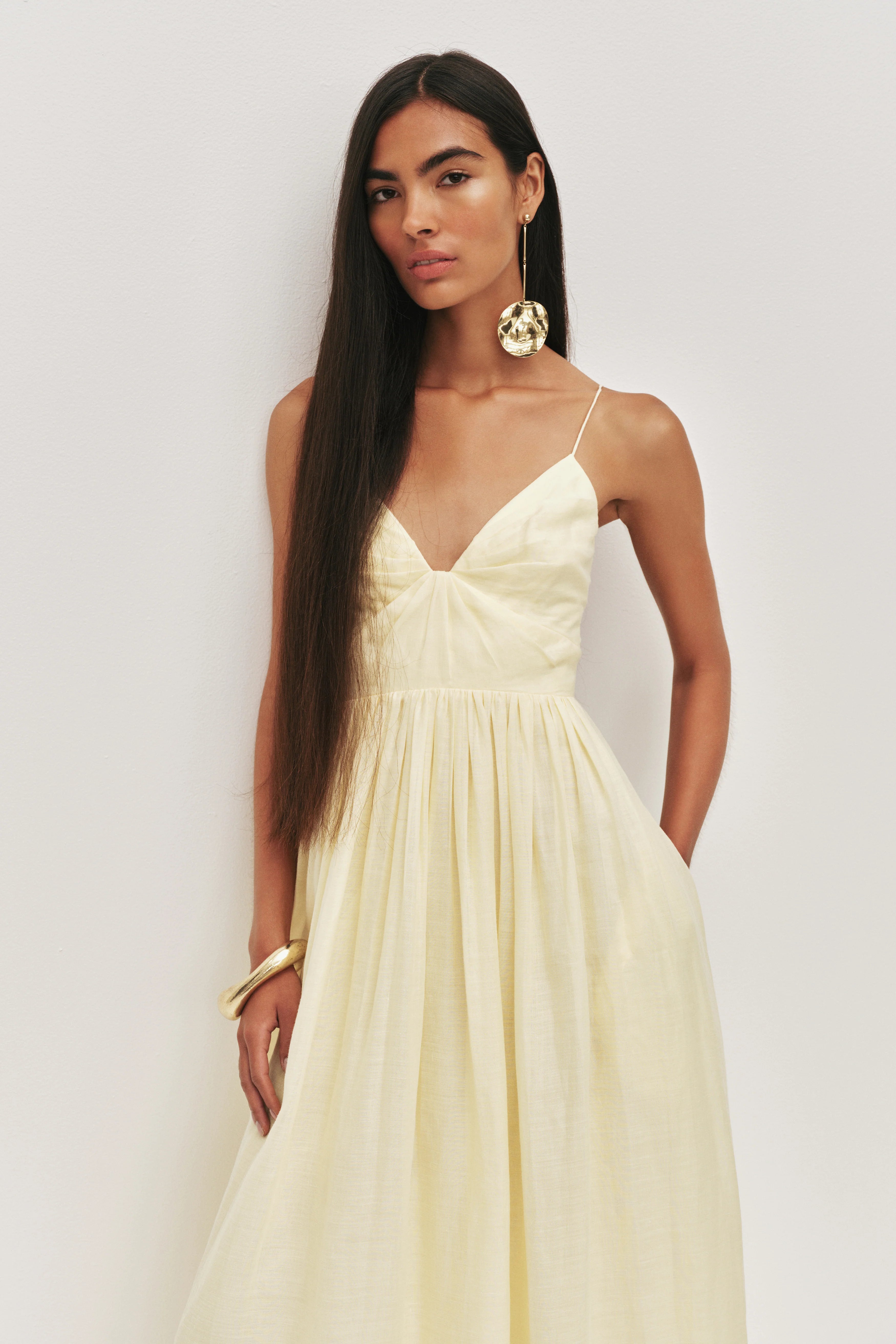 BUTTER YELLOW