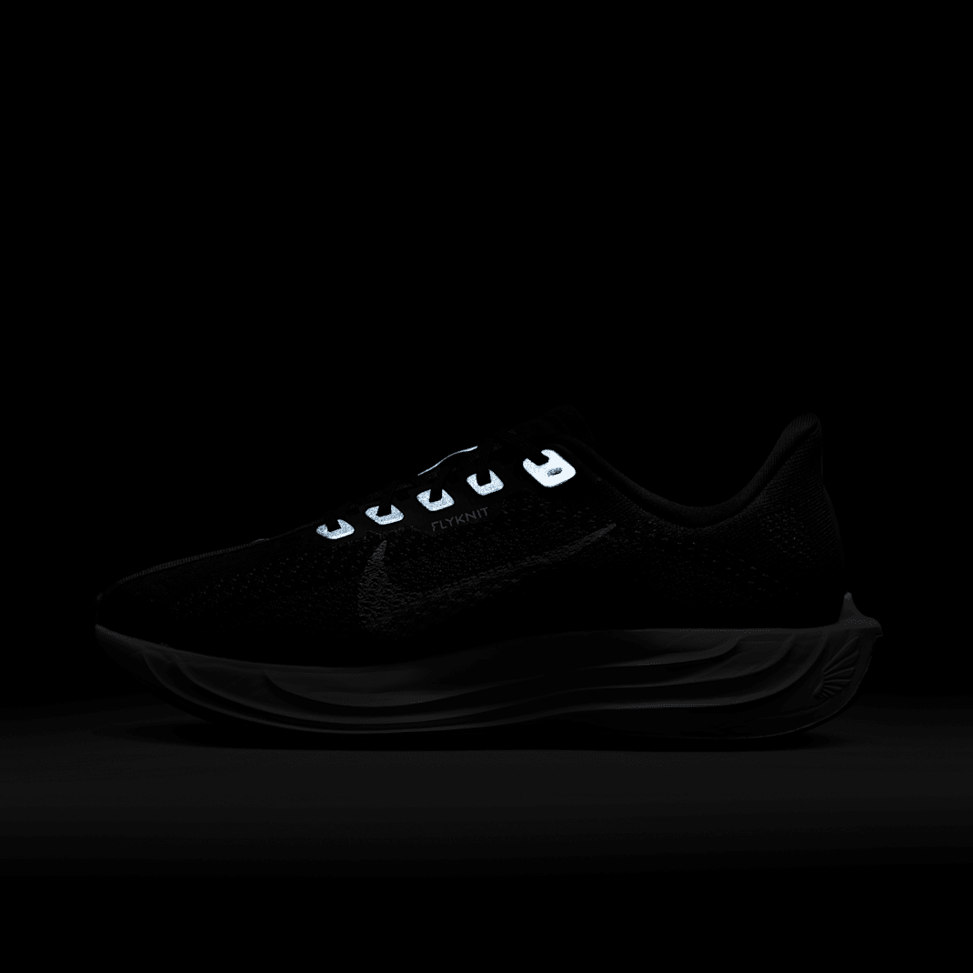 Black/Anthracite/White/Pure Platinum