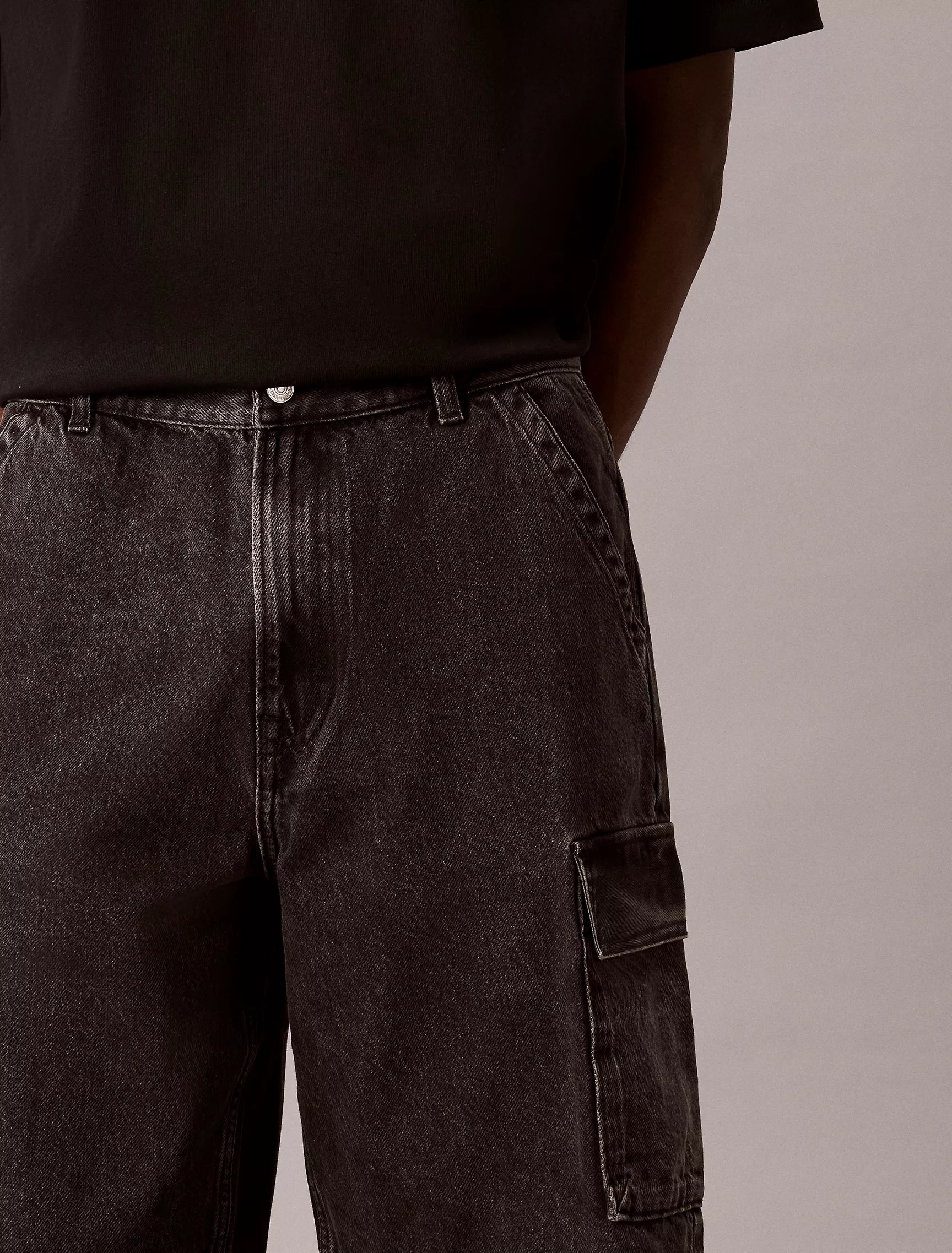 Ck Essential Black