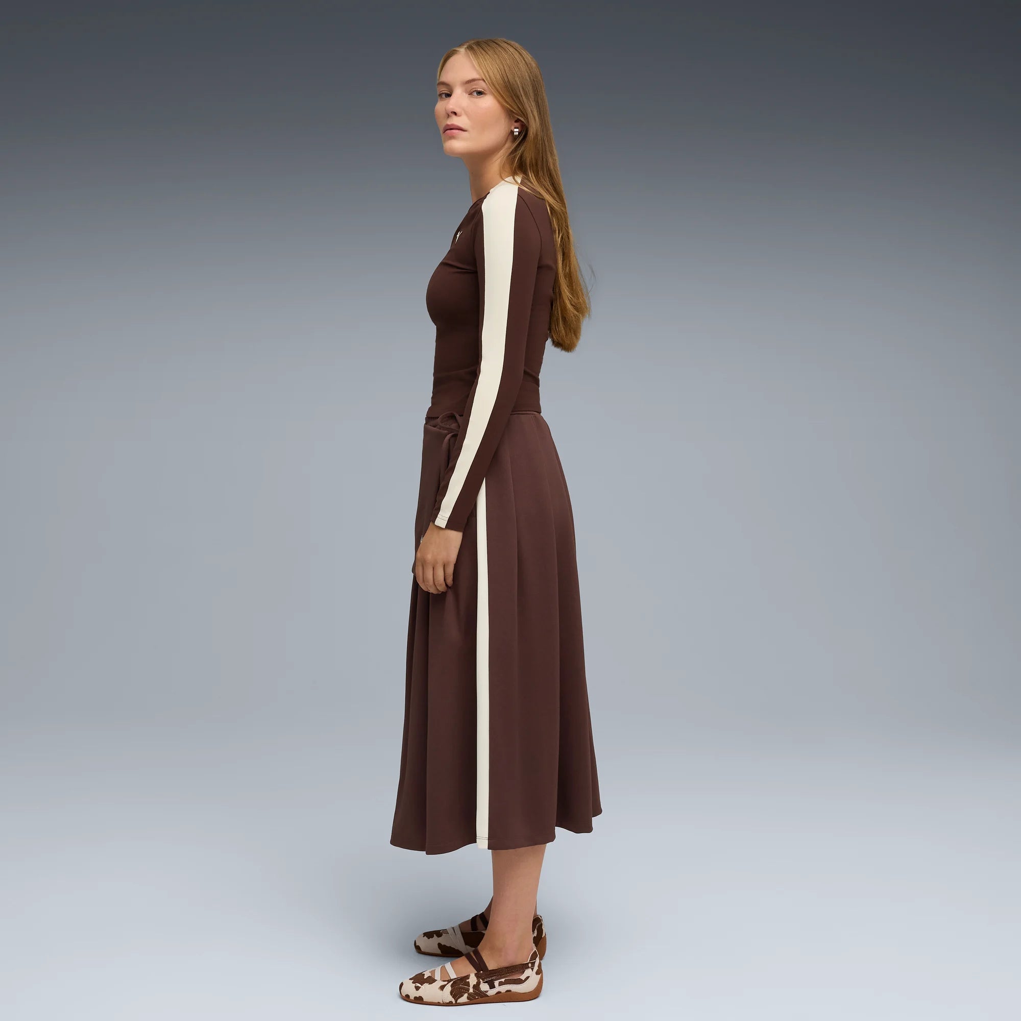 Chocolate Brown-Warm White