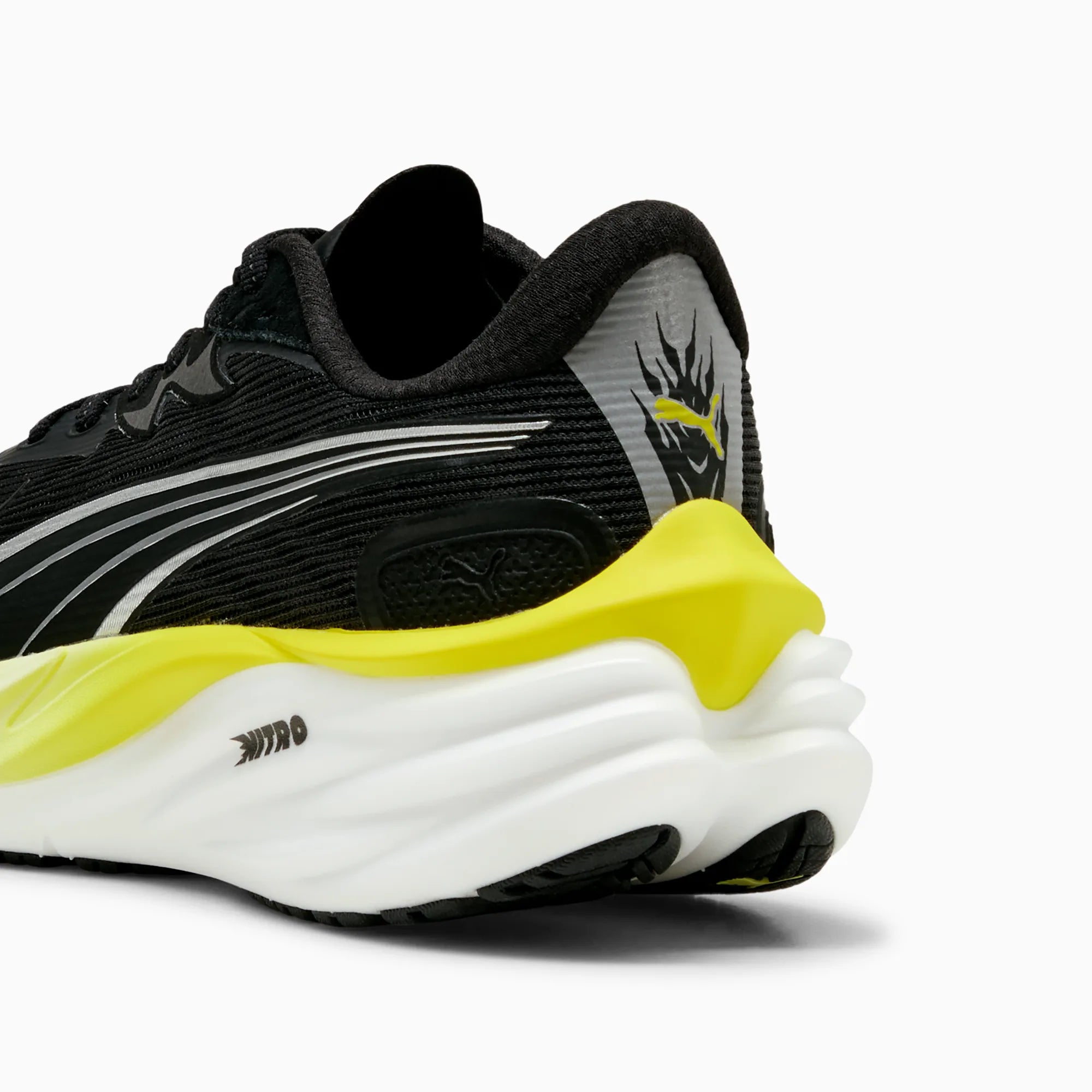 PUMA Black-Apple Spritz