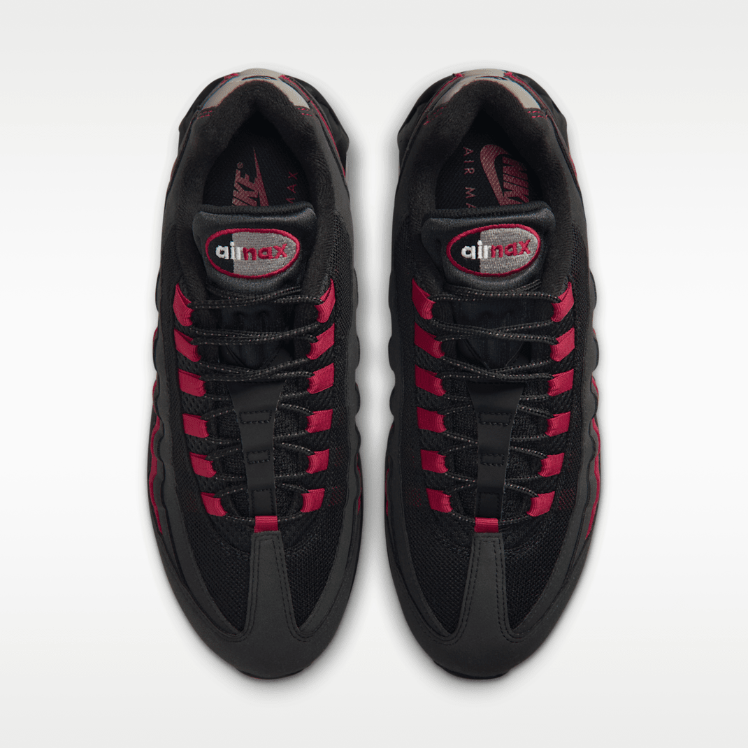 Black/Team Crimson/Wolf Grey/Black