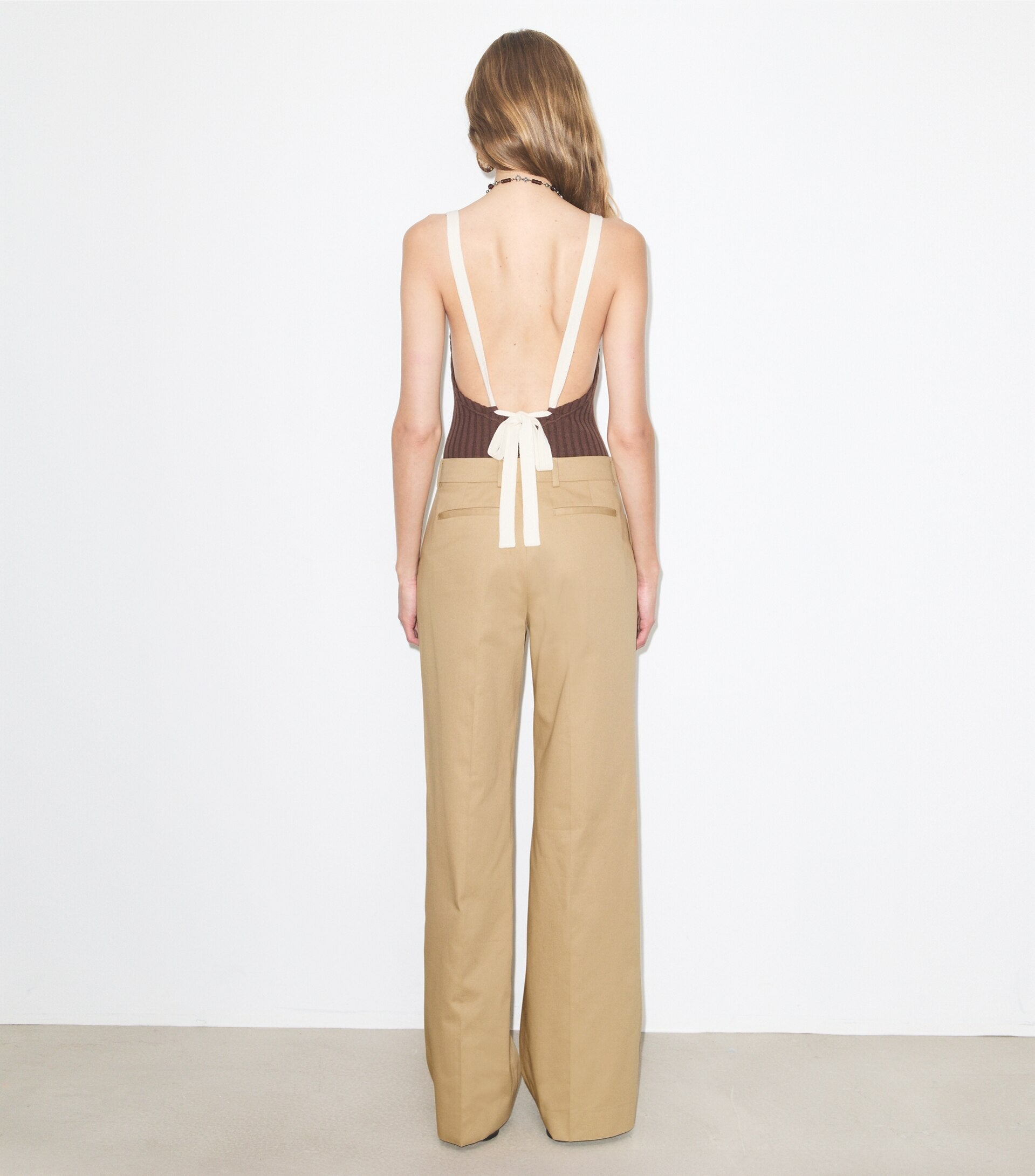 beige