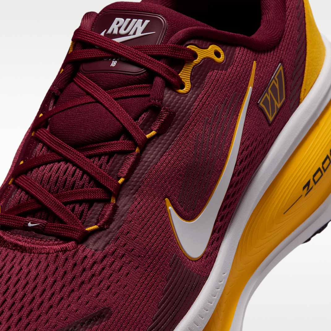 Team Red/University Gold/White