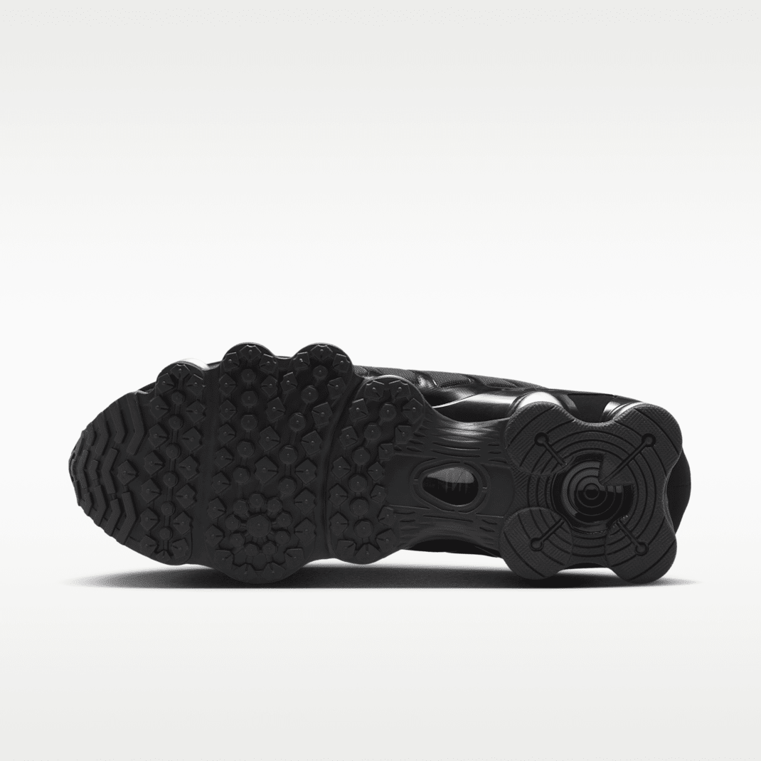Black/Metallic Cool Grey/Dark Smoke Grey
