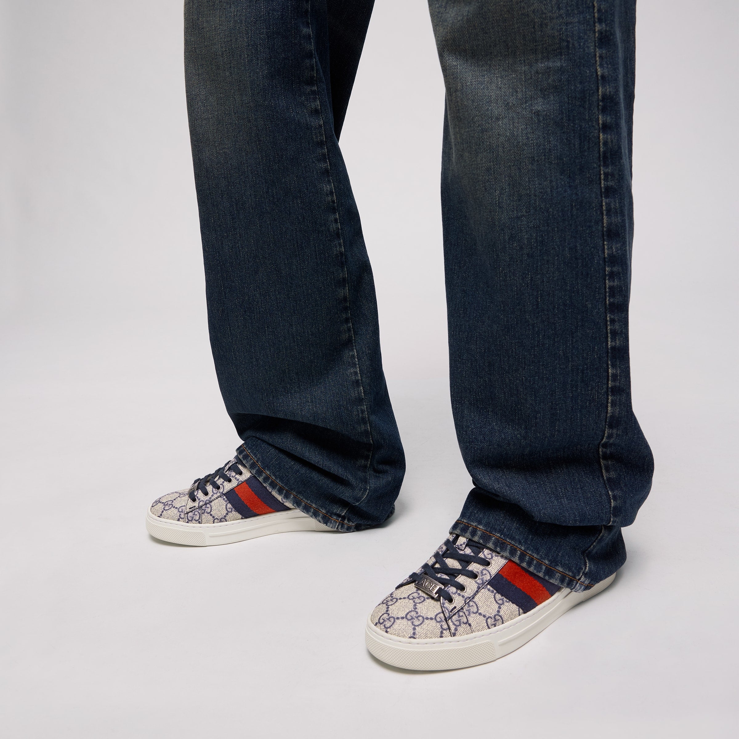 Supreme beige y azul