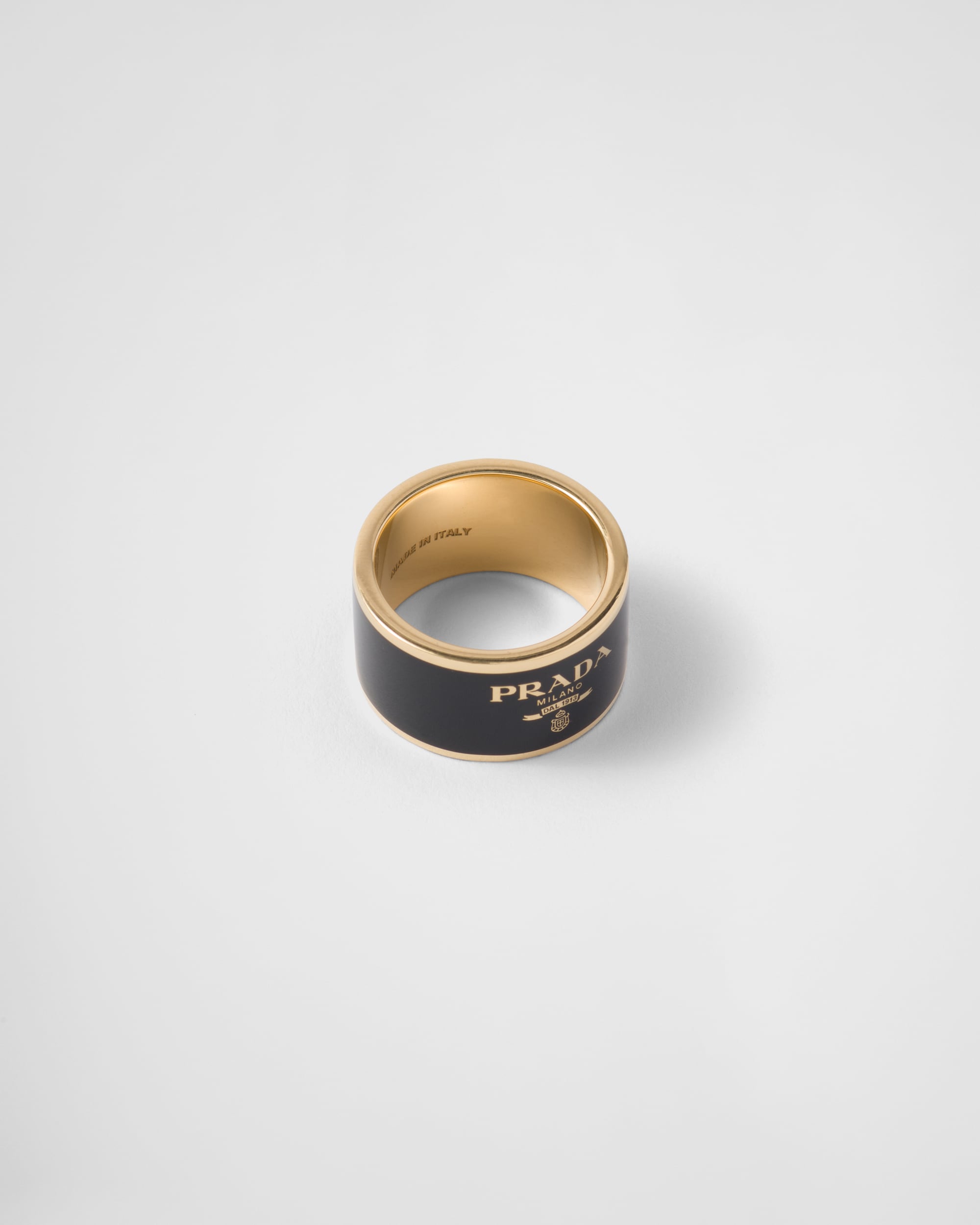 Negro/Dorado