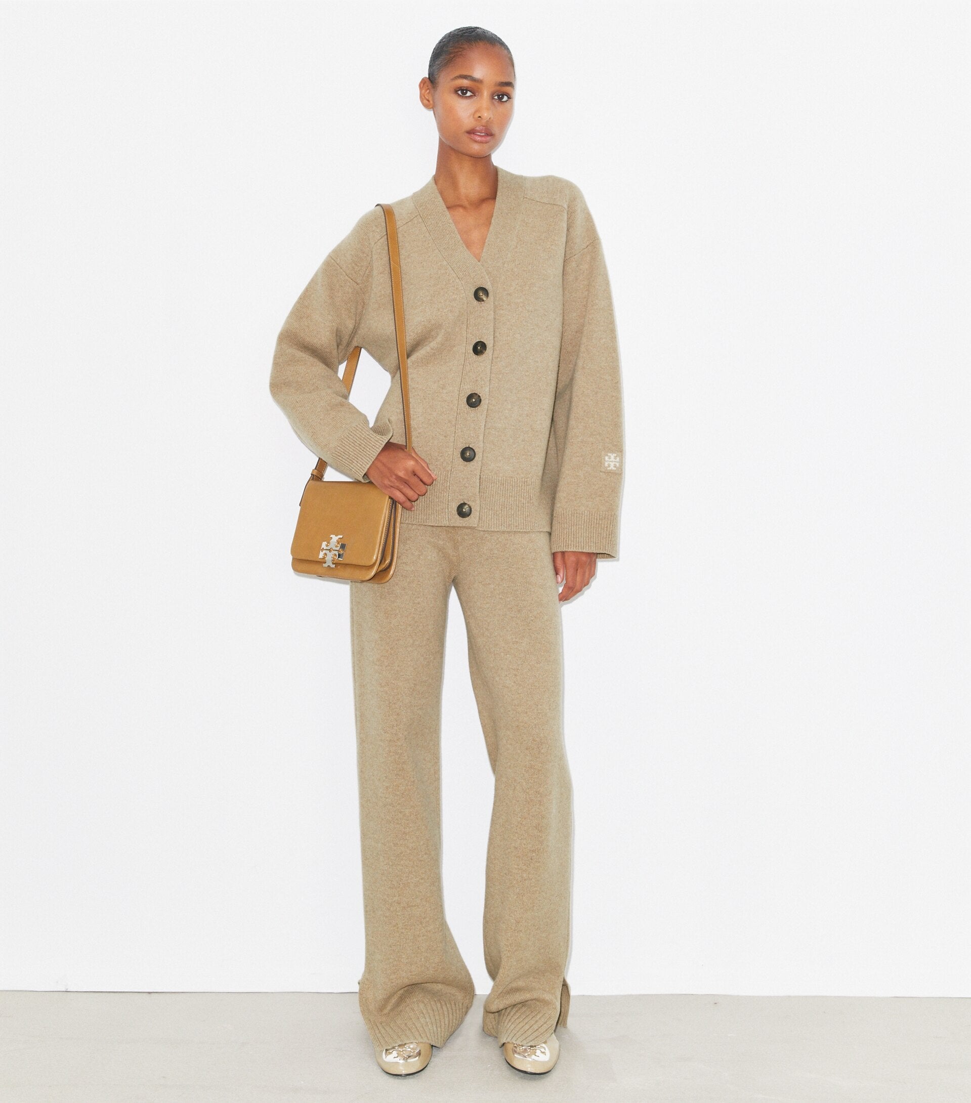 beige