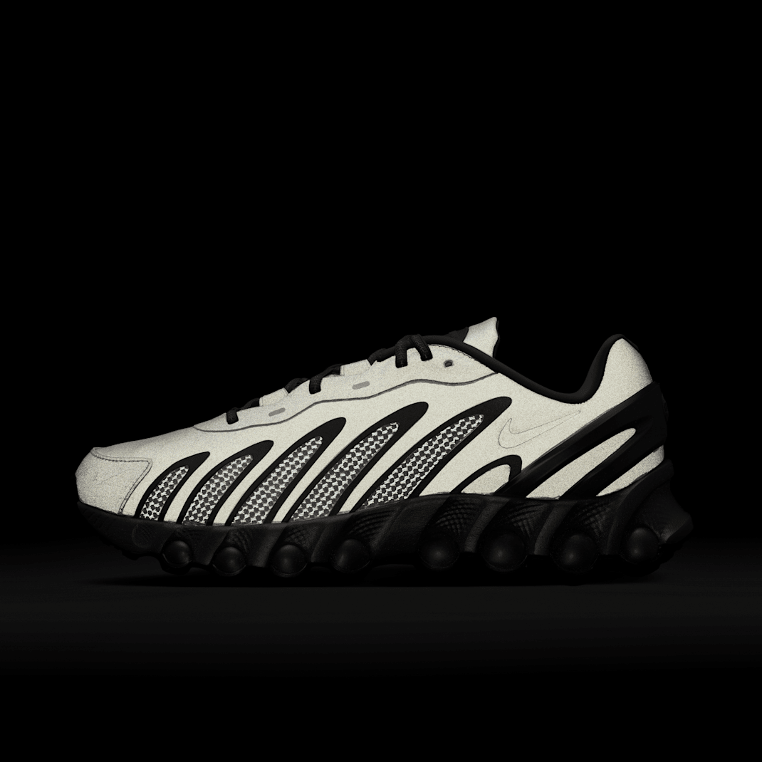 Metallic Silver/Black/Metallic Silver